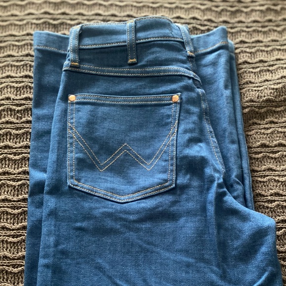 Wrangler jeans, wide leg - Picture 2 of 3